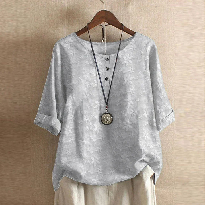 Casual Retro-Inspired Blouse