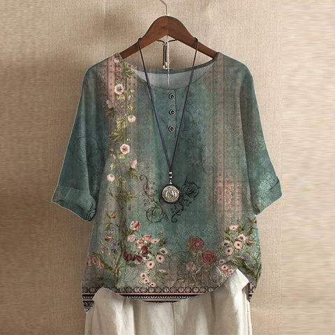 Casual Retro-Inspired Blouse