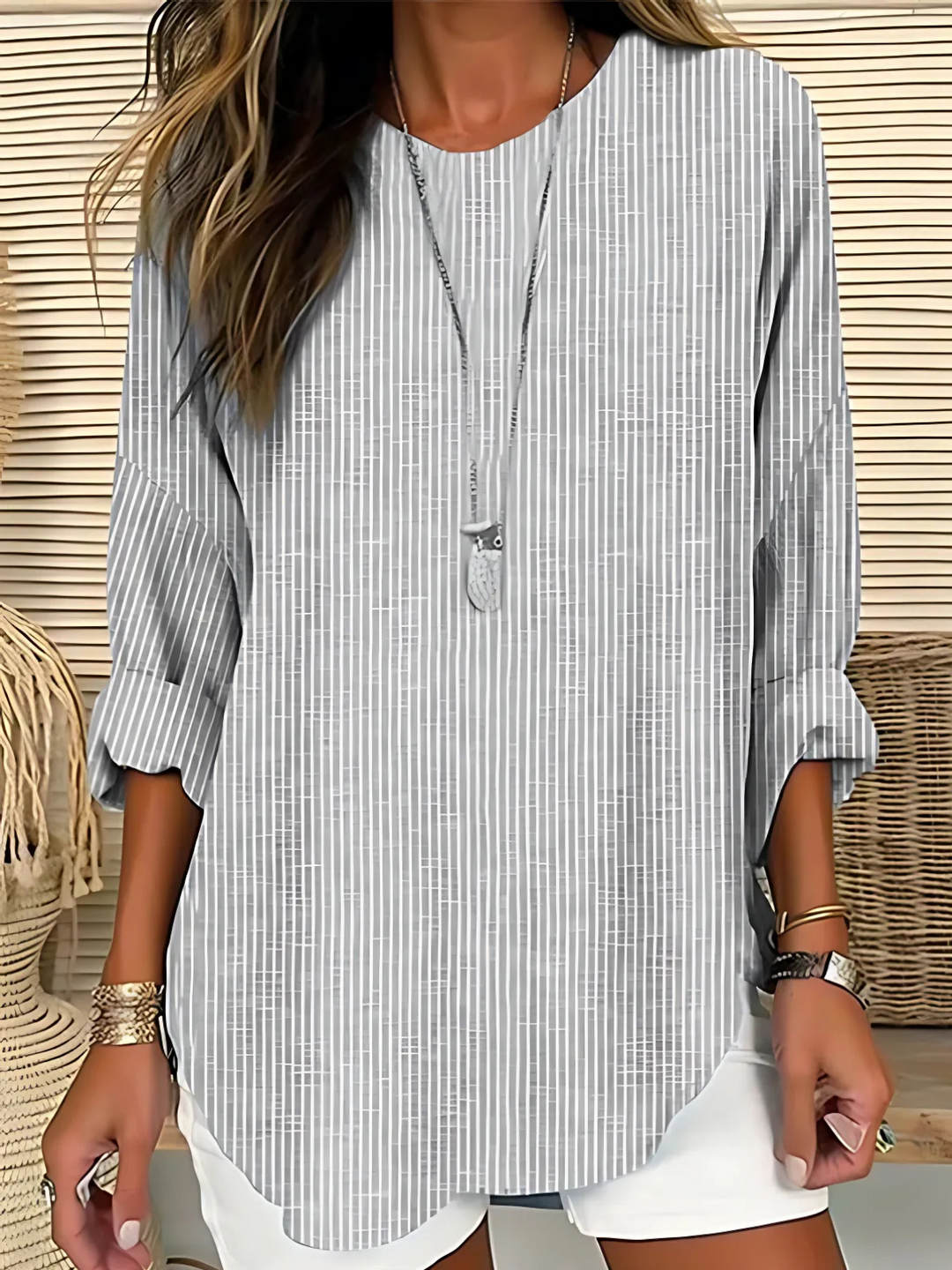 Chic Striped Silhouette Blouse