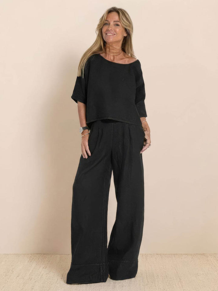 At Ease & Down to Earth: Short-sleeved Pullover & Wide Trouser Matching Set