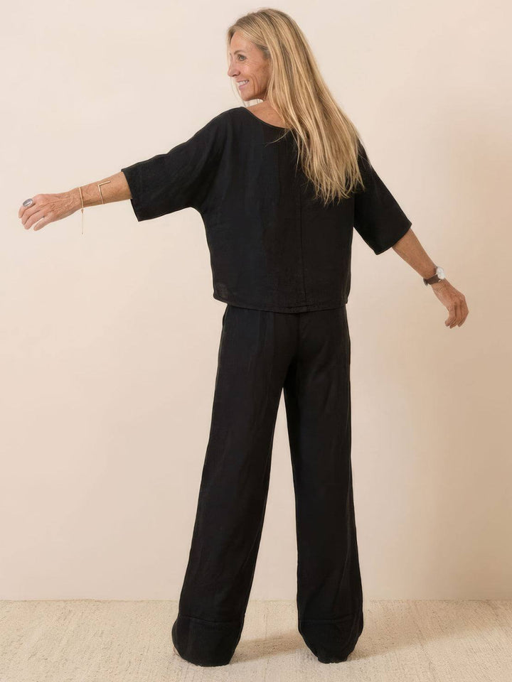 At Ease & Down to Earth: Short-sleeved Pullover & Wide Trouser Matching Set