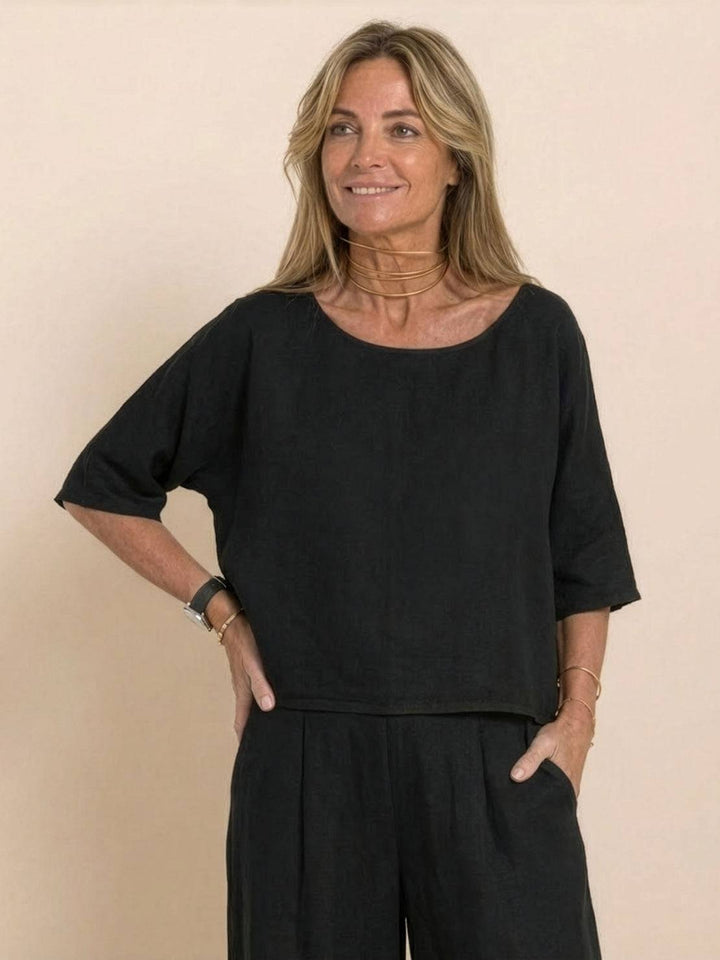 At Ease & Down to Earth: Short-sleeved Pullover & Wide Trouser Matching Set