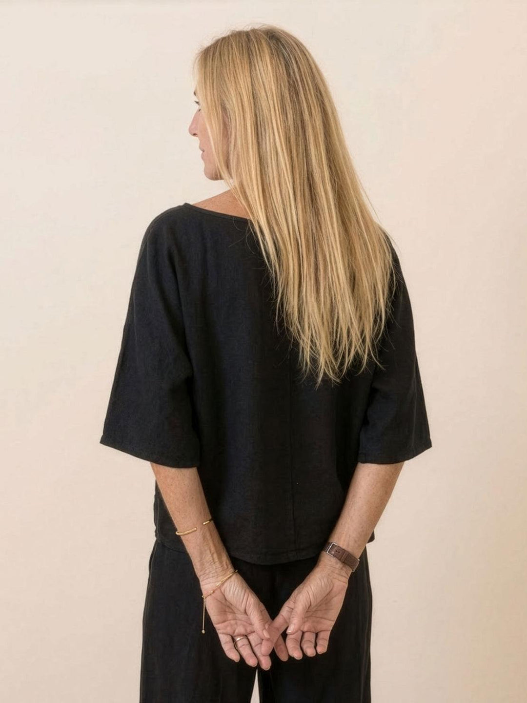 At Ease & Down to Earth: Short-sleeved Pullover & Wide Trouser Matching Set