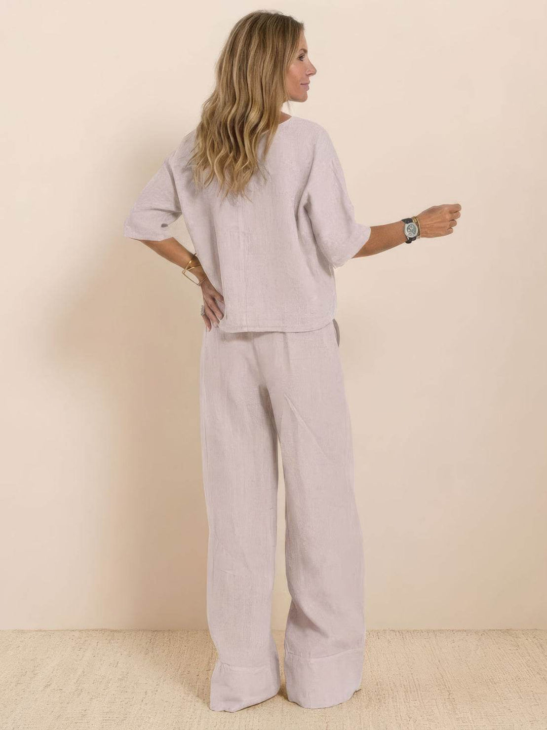 At Ease & Down to Earth: Short-sleeved Pullover & Wide Trouser Matching Set