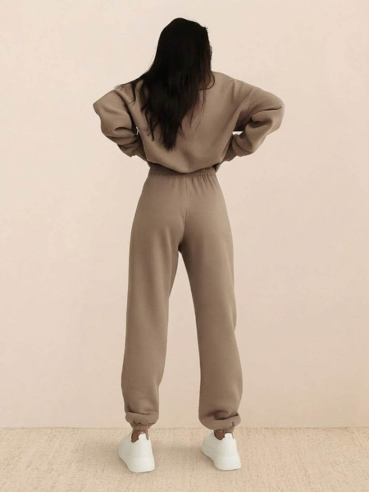 Athleisure at its Finest: Cotton-Blended Two-Piece Tracksuit