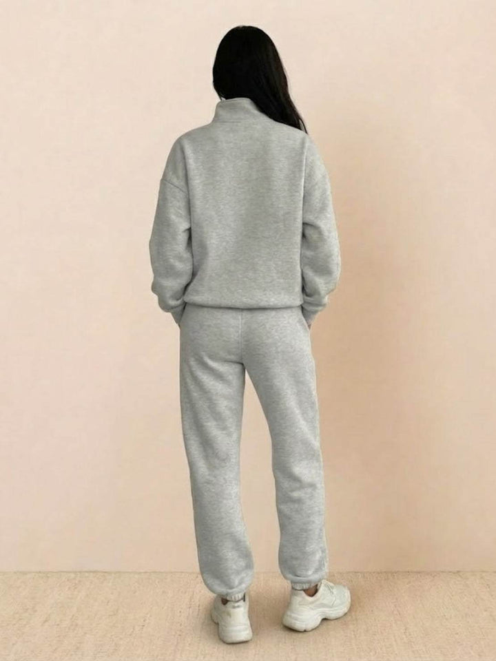 Athleisure at its Finest: Cotton-Blended Two-Piece Tracksuit