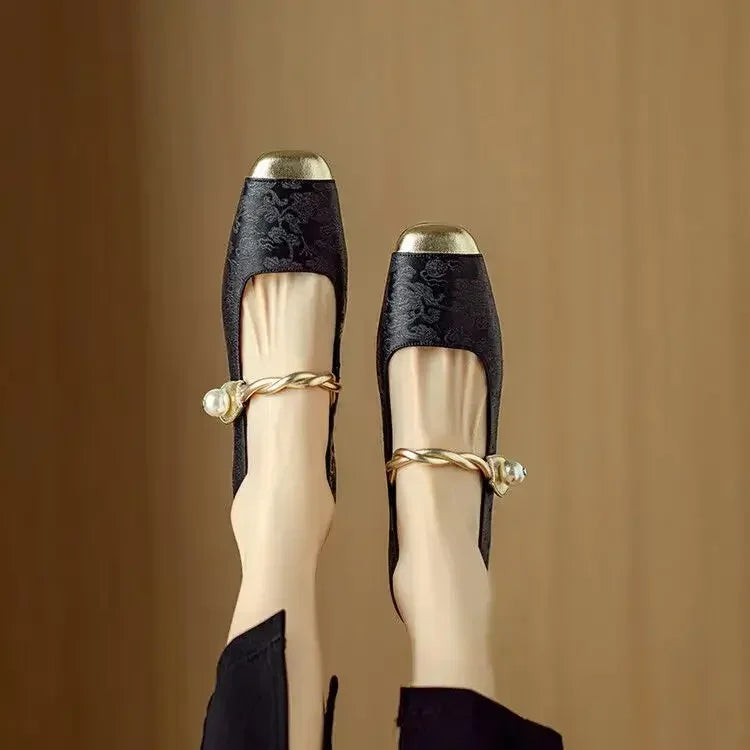 Vintage Braided Pearl Strap Shoes
