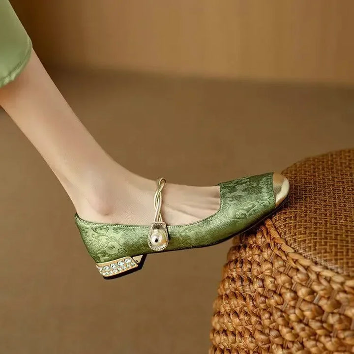 Vintage Braided Pearl Strap Shoes