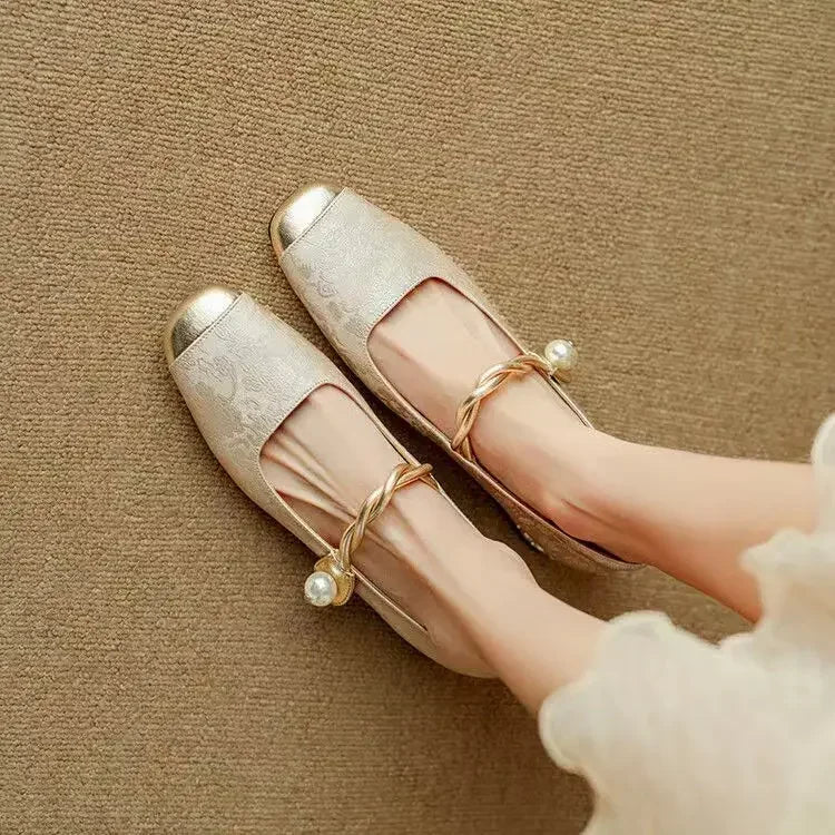 Vintage Braided Pearl Strap Shoes